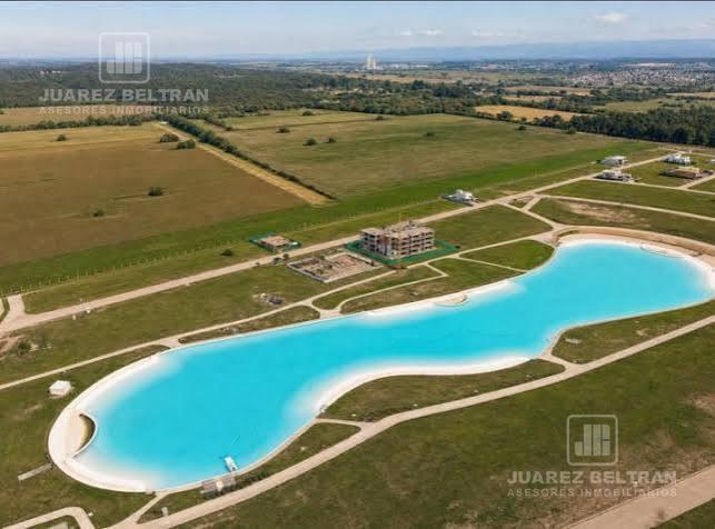 Terreno · 700m²
