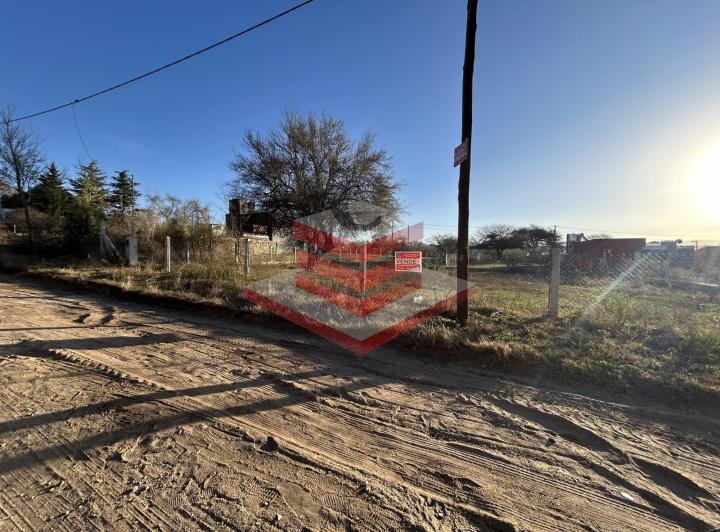 Terreno · 856m²