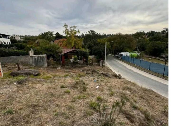 Terreno · 810m²