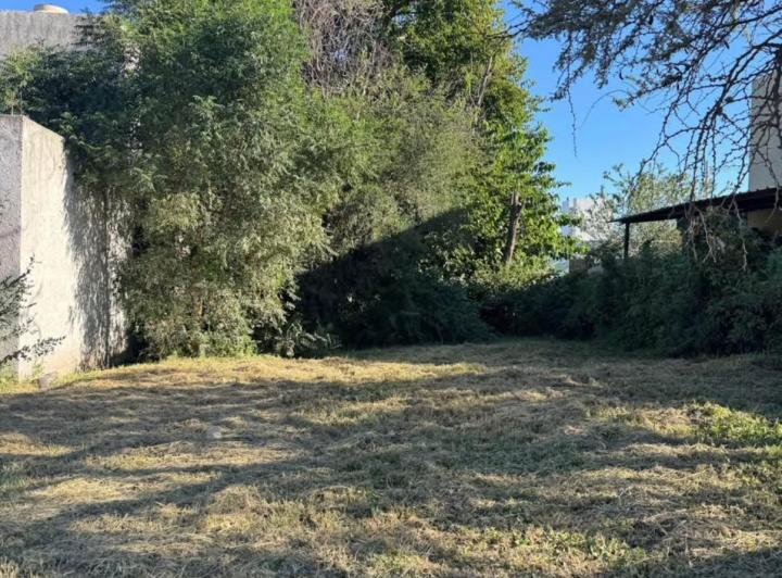 Terreno · 300m²