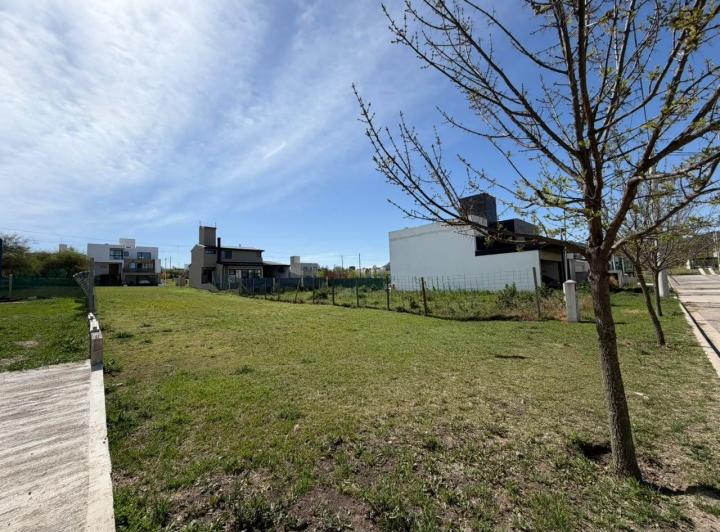 Terreno · 360m²