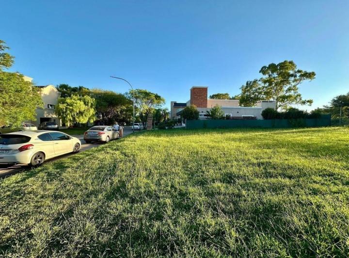 Terreno · 620m²