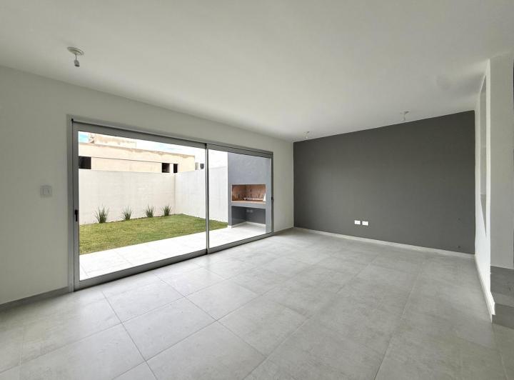 PH · 122m² · 4 Ambientes · 1 Cochera