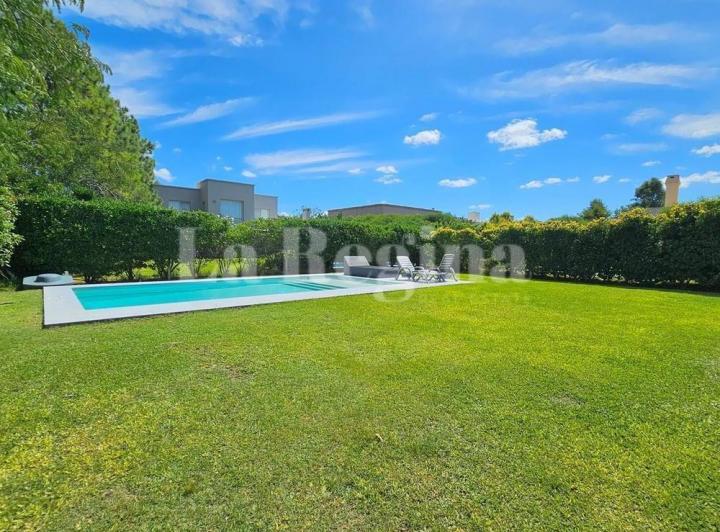 Casa · 163m² · 4 Ambientes