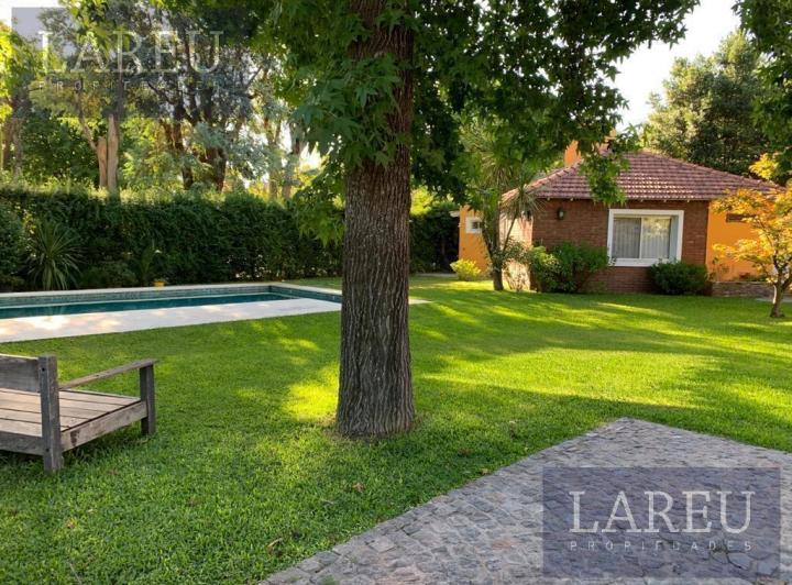 Casa · 66m² · 2 Ambientes · 1 Cochera