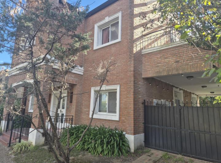 Casa · 190m² · 3 Dormitorios · 1 Cochera