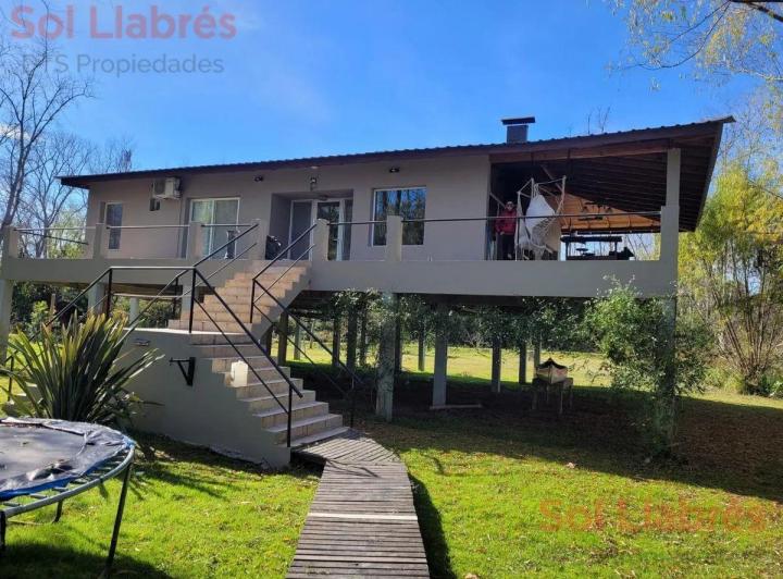 Casa · 230m² · 4 Ambientes