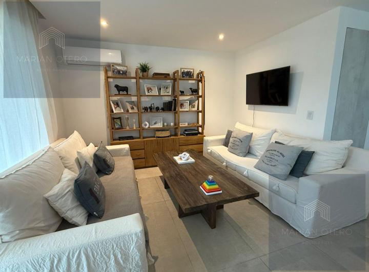 Casa · 151m² · 4 Ambientes · 1 Cochera
