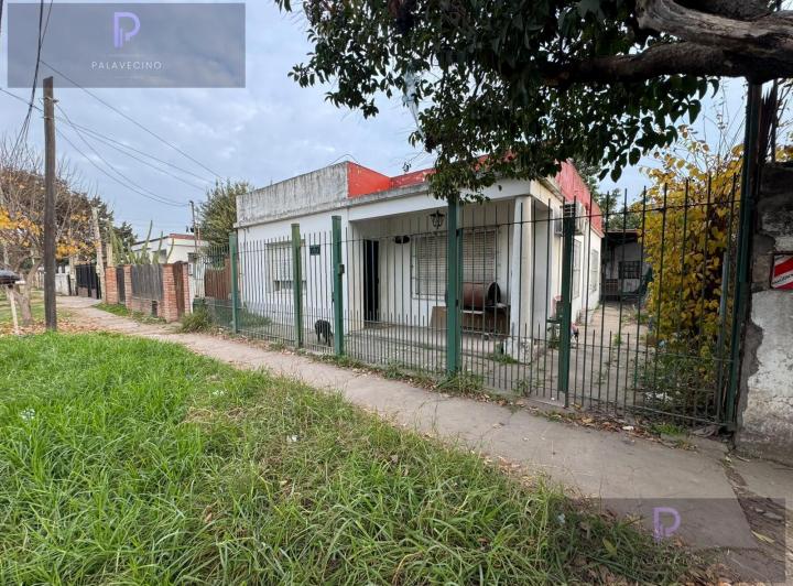 Casa · 51m² · 3 Ambientes · 2 Cocheras