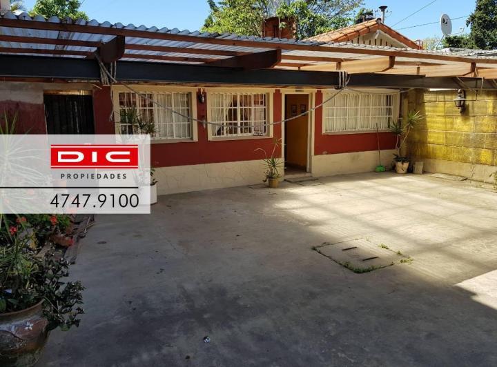 Casa · 116m² · 3 Ambientes · 2 Cocheras