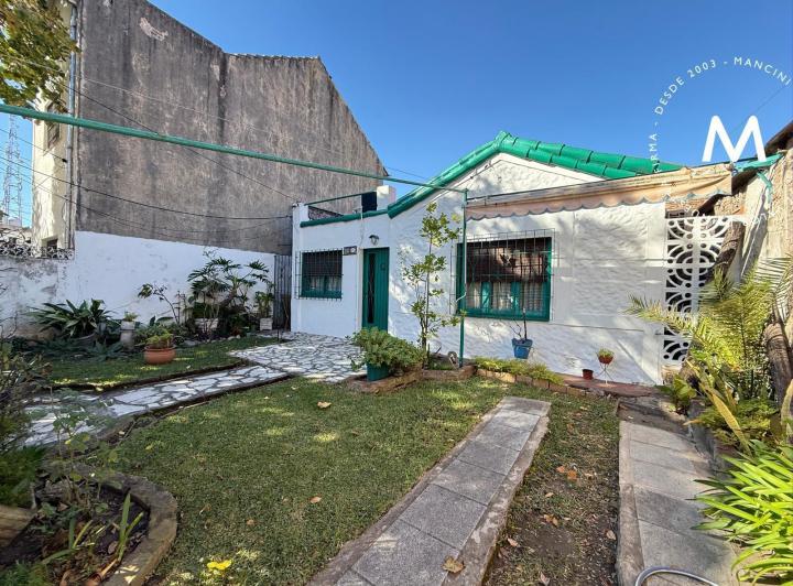 Casa · 94m² · 4 Ambientes · 1 Cochera