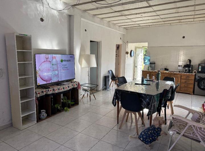 Casa · 100m² · 3 Ambientes · 1 Cochera