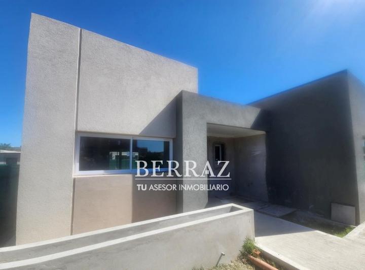 Casa · 124m² · 4 Ambientes · 1 Cochera