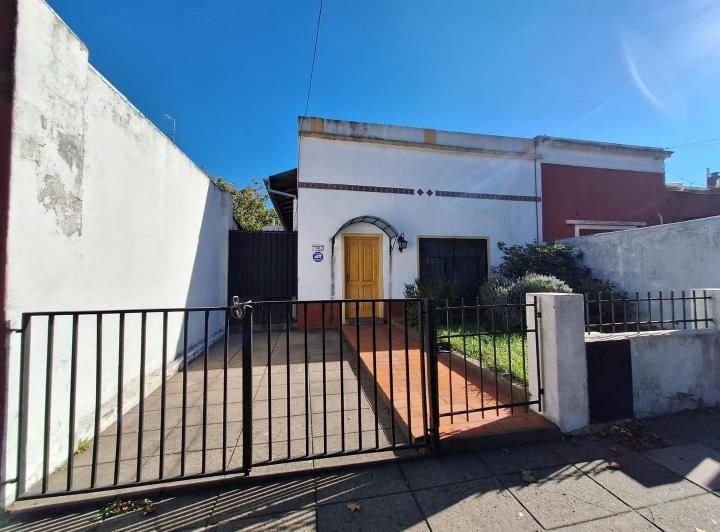 Casa · 92m² · 3 Ambientes · 1 Cochera
