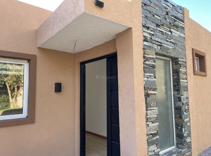 Casa · 180m² · 4 Ambientes