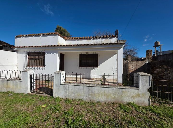 Casa · 100m² · 3 Ambientes · 1 Cochera