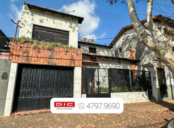 Casa · 263m² · 5 Ambientes · 1 Cochera