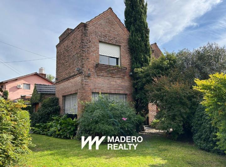 Casa · 152m² · 5 Ambientes · 2 Cocheras