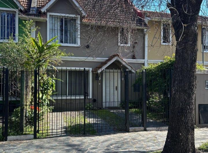 Casa · 110m² · 4 Ambientes · 1 Cochera