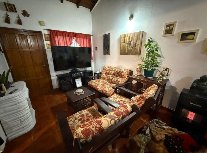 Casa · 96m² · 4 Ambientes · 1 Cochera
