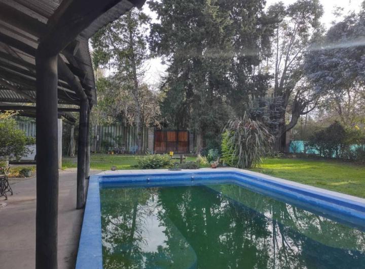 Casa · 110m² · 4 Ambientes · 3 Cocheras