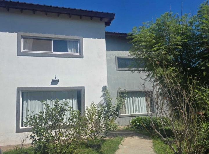 Casa · 184m² · 4 Ambientes