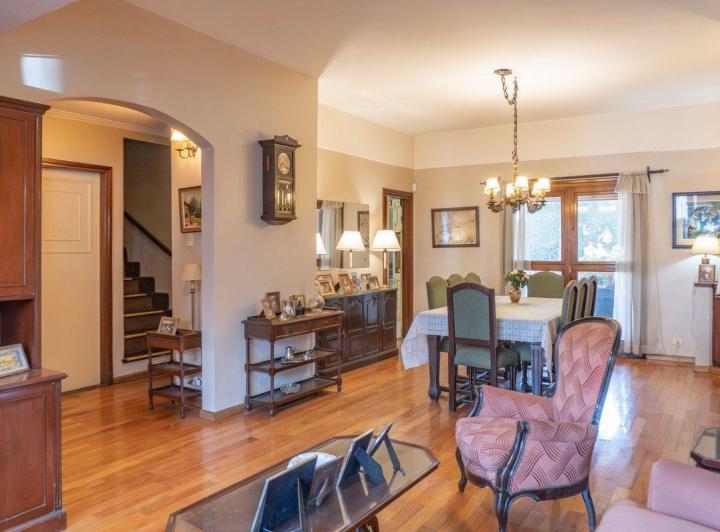 Casa · 151m² · 4 Ambientes · 1 Cochera