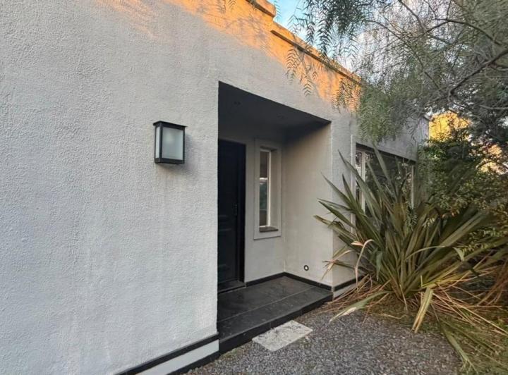 Casa · 120m² · 4 Ambientes · 1 Cochera