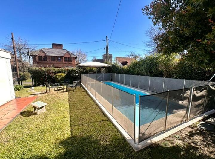 Casa · 160m² · 4 Ambientes · 1 Cochera