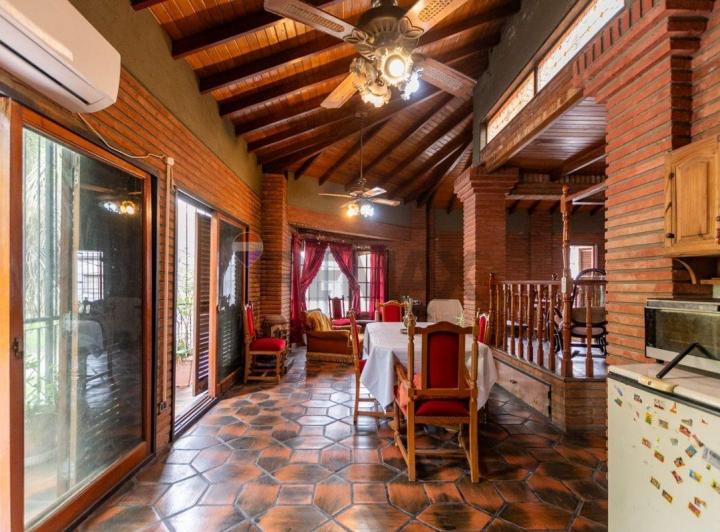 Casa · 134m² · 3 Ambientes · 1 Cochera