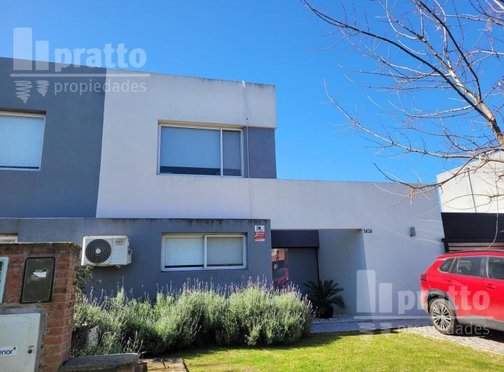Casa · 100m² · 3 Dormitorios · 1 Cochera