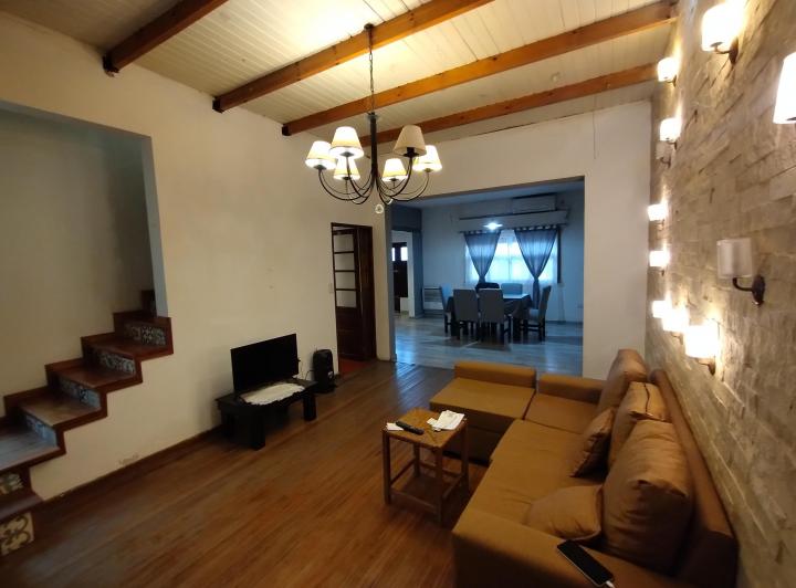 Casa · 160m² · 6 Ambientes