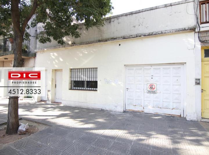 Casa · 280m² · 5 Ambientes · 1 Cochera