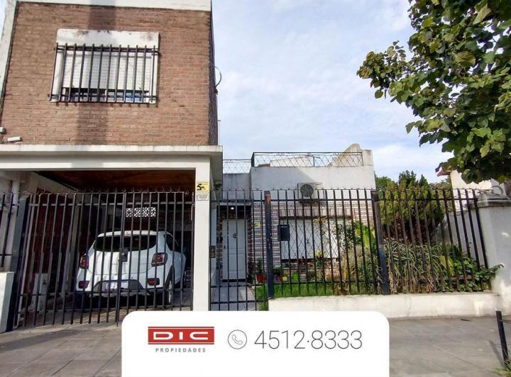 Casa · 100m² · 4 Ambientes · 1 Cochera
