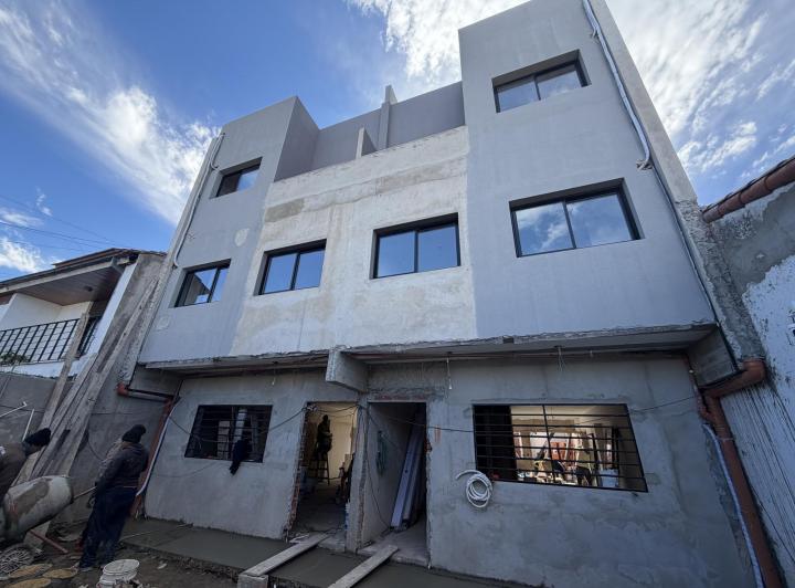 Casa · 145m² · 4 Ambientes · 2 Cocheras