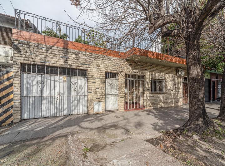 Casa · 145m² · 3 Ambientes · 1 Cochera