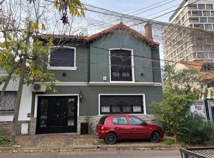 Casa · 146m² · 4 Ambientes · 1 Cochera