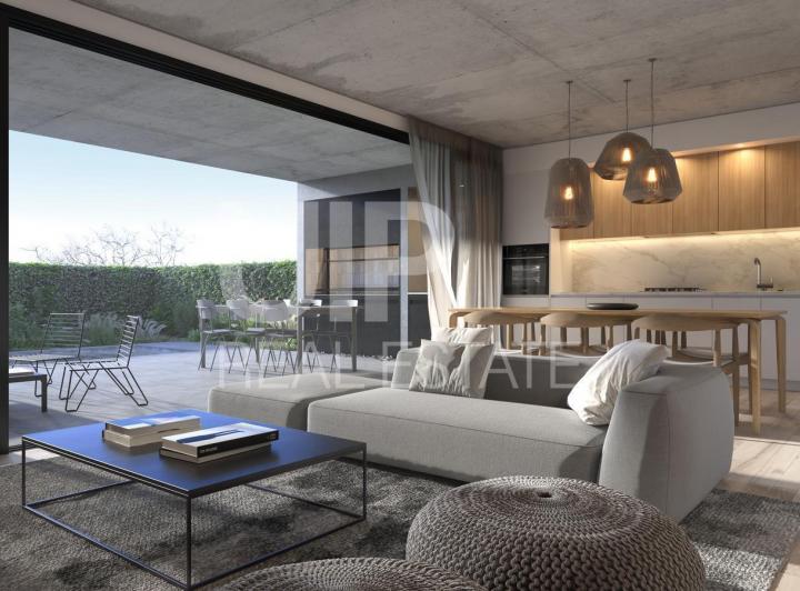 Casa · 131m² · 4 Ambientes · 2 Cocheras