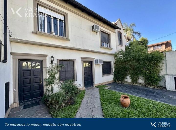 Casa · 267m² · 4 Ambientes · 1 Cochera