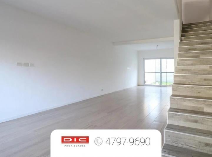 Casa · 100m² · 4 Ambientes · 1 Cochera