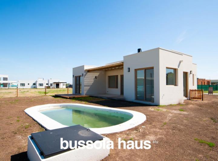 Casa · 164m² · 5 Ambientes · 2 Cocheras
