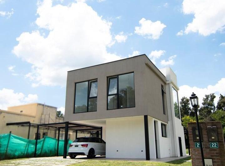 Casa · 180m² · 4 Ambientes · 1 Cochera
