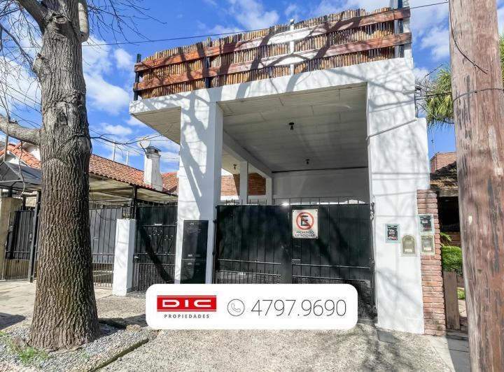 Casa · 95m² · 5 Ambientes · 1 Cochera