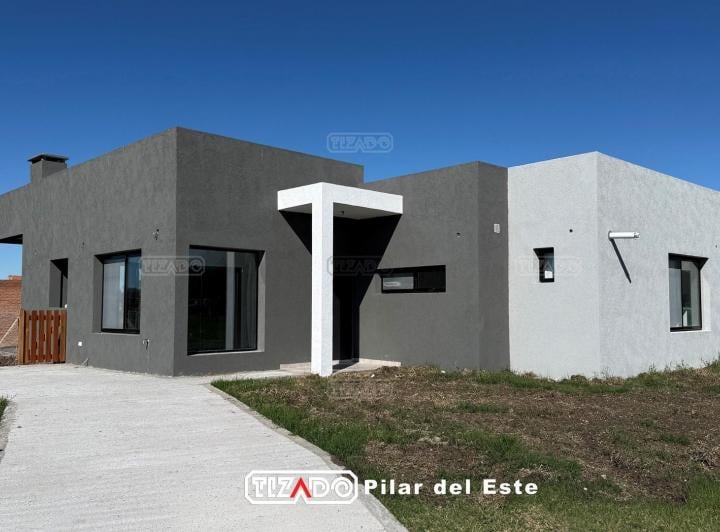 Casa · 122m² · 4 Ambientes · 1 Cochera