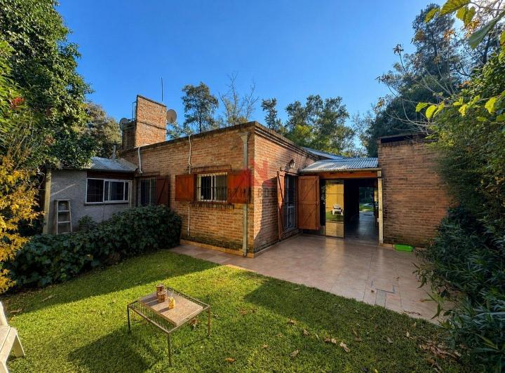 Casa · 82m² · 4 Ambientes · 2 Cocheras