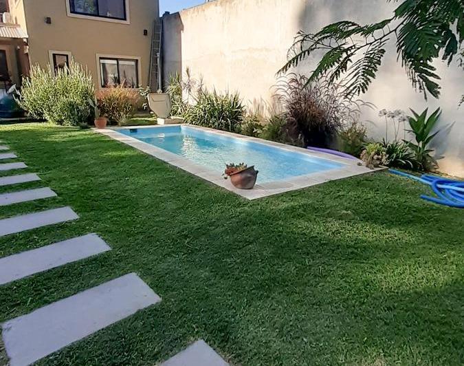 Casa · 68m² · 4 Ambientes · 1 Cochera