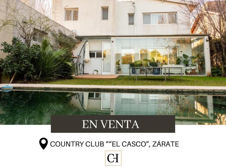 Casa · 230m² · 4 Ambientes · 2 Cocheras