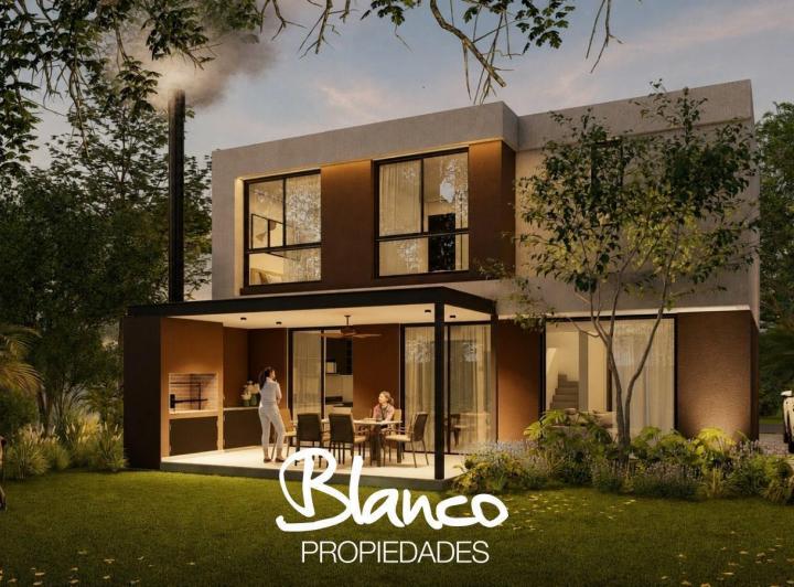 Casa · 149m² · 4 Ambientes · 2 Cocheras