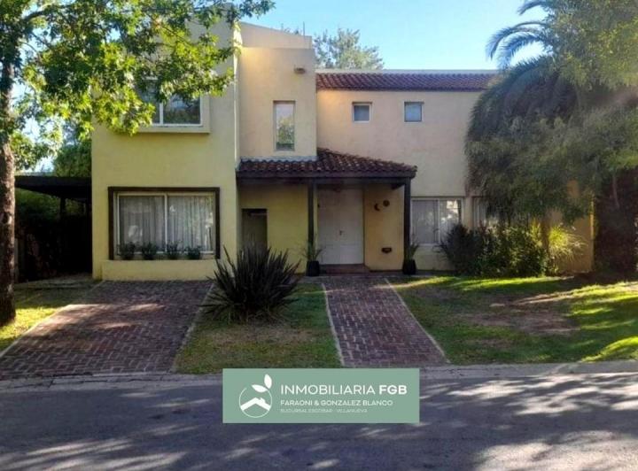 Casa · 192m² · 5 Ambientes · 3 Cocheras