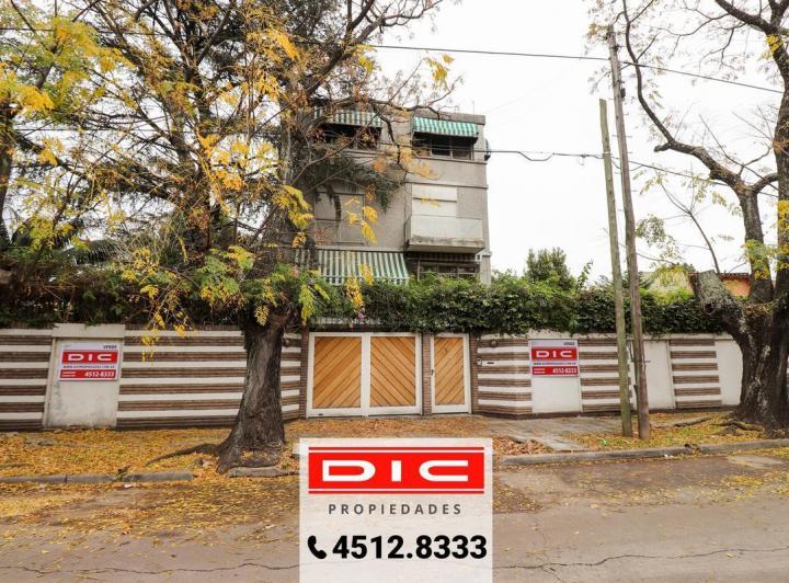 Casa · 434m² · 8 Ambientes